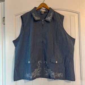 Draper's and Damon's embroidered  sleeveless Blouse